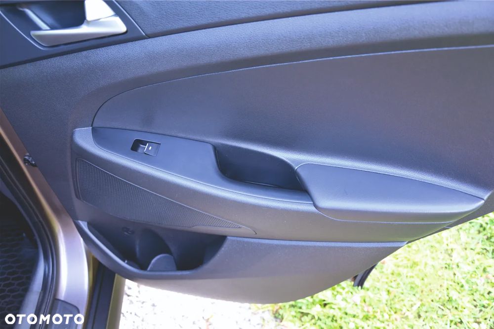 Hyundai Tucson 1.6 GDi Style 2WD - 24