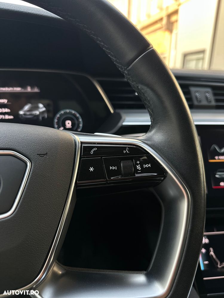 Audi e-tron 50 quattro - 34