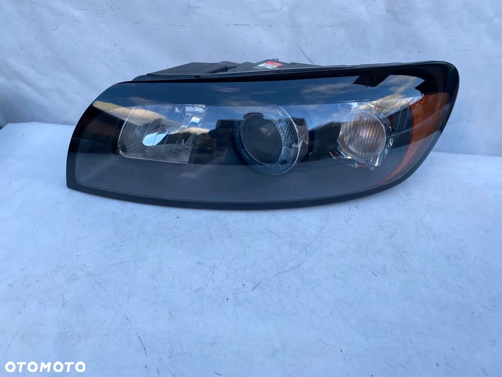 lampa volvo C30 bi xenon lewa EU cała - 1