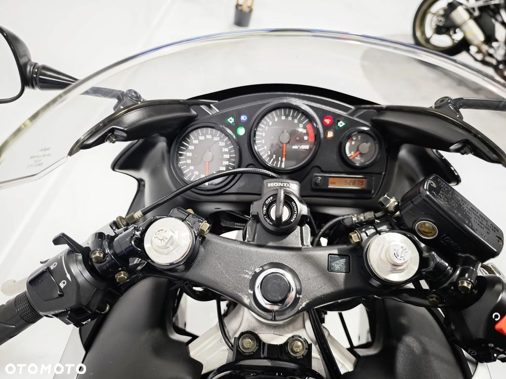 Honda CBR - 9