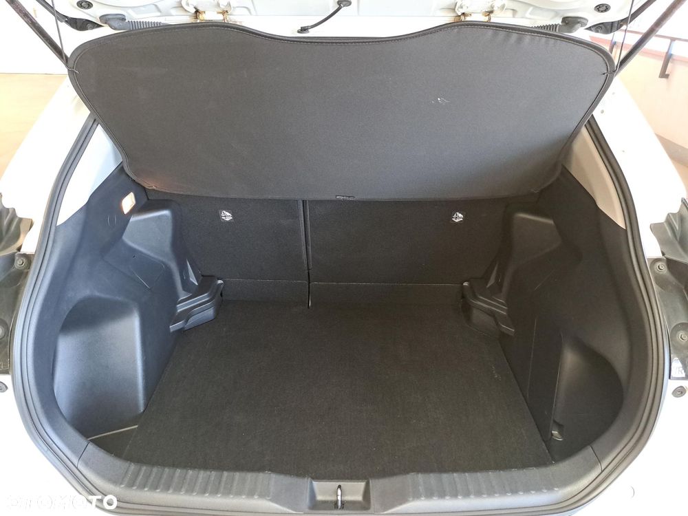 Toyota Yaris Cross Hybrid 1.5 Comfort - 13