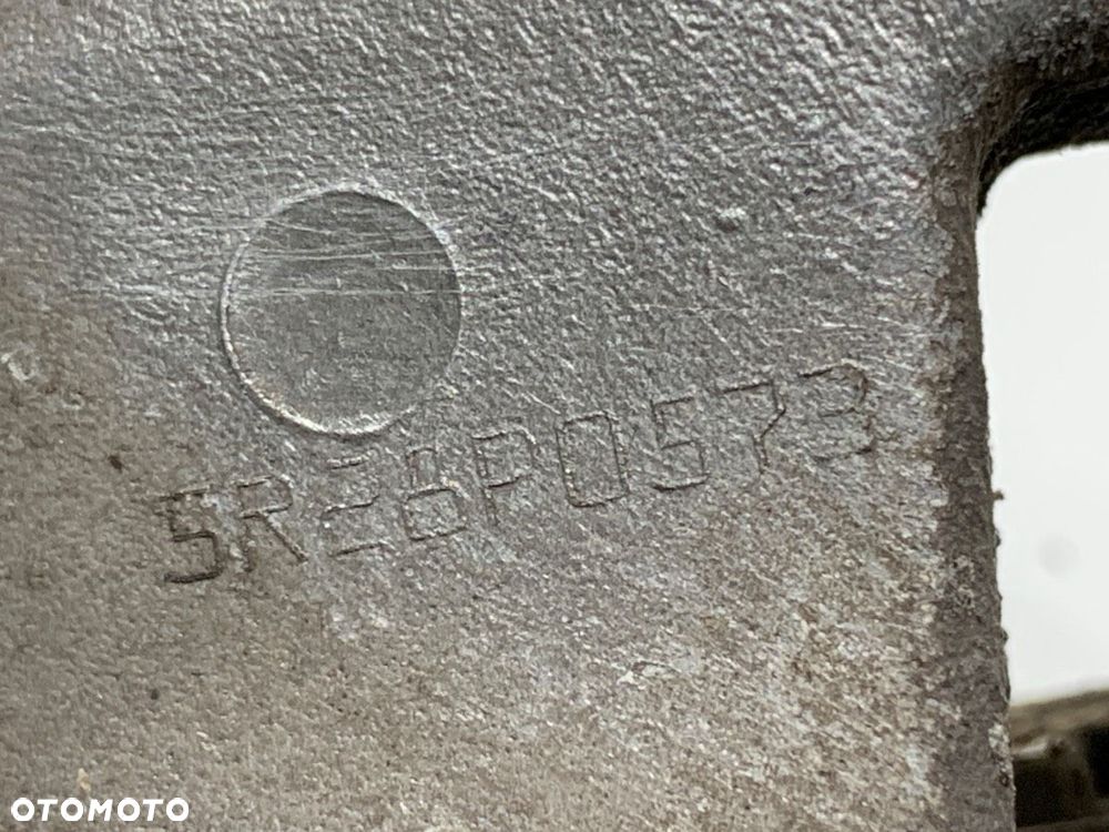 ZACISK PRAWY TYŁ  HYUNDAI i30 Kombi (PDE) 2017 - 2022 1.0 T-GDI 88 kW [120 KM] benzyna 2017 - 2022 - 5