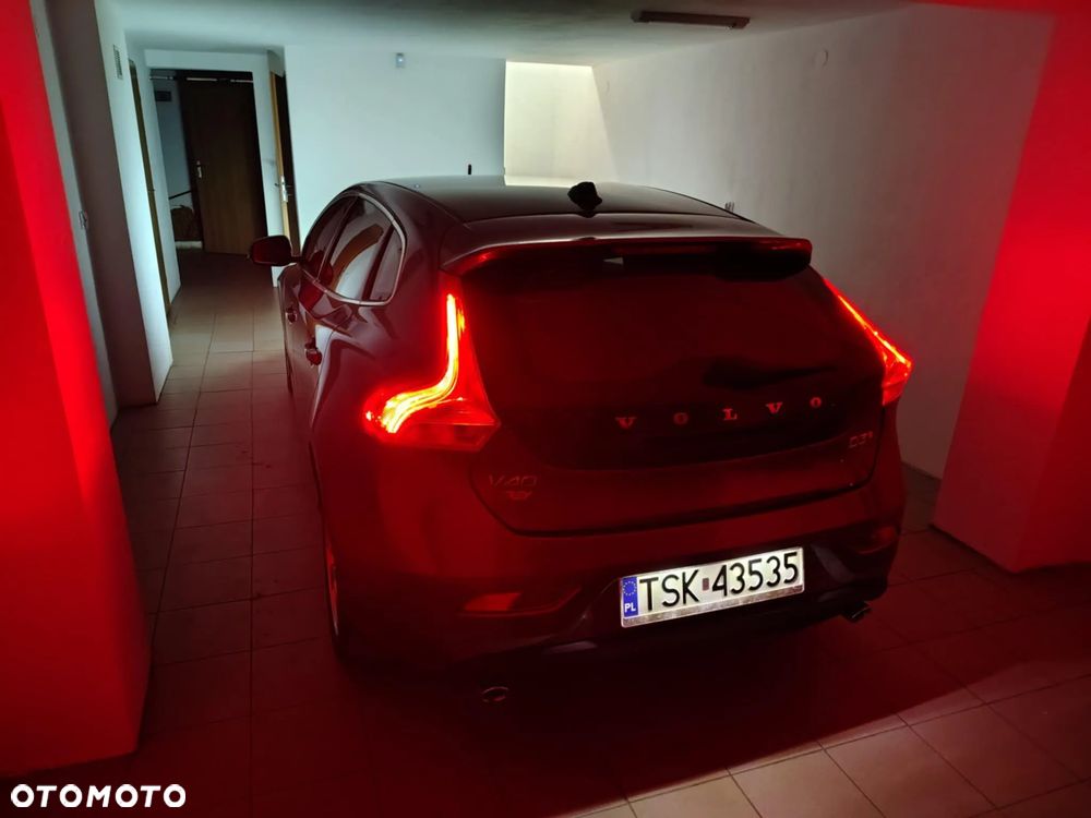 Volvo V40 D3 Geartronic Inscription - 18