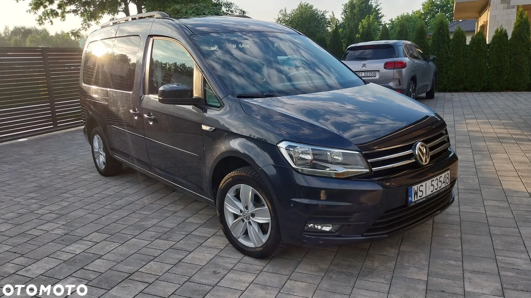 Volkswagen Caddy Maxi 2.0 TDI Highline DSG - 1
