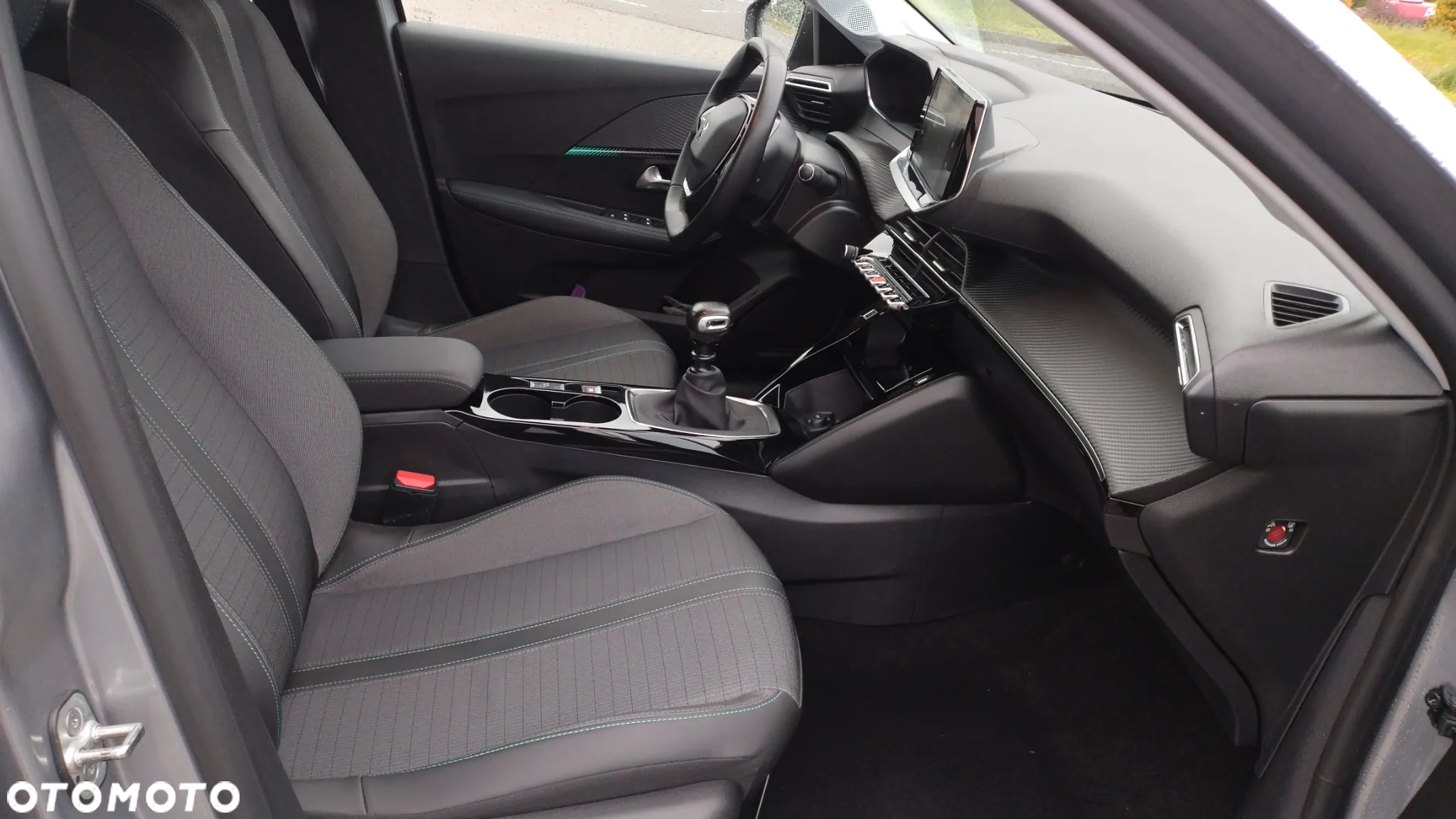 Peugeot 208 PureTech 100 Allure - 10
