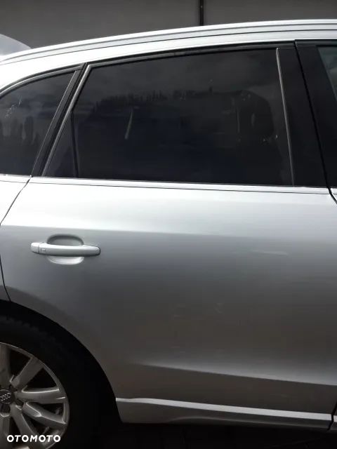 Kompletne tylne prawe drzwi Audi Q5 8R,LX7W - 2