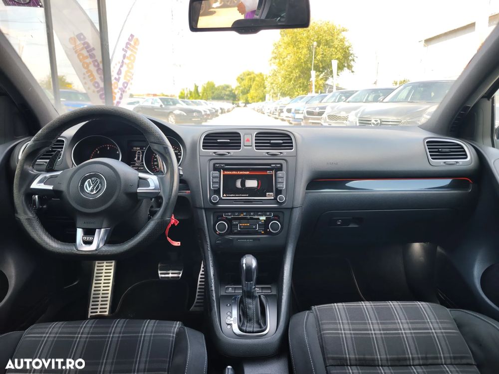 Volkswagen Golf 2.0 TDI DPF DSG GTD - 10