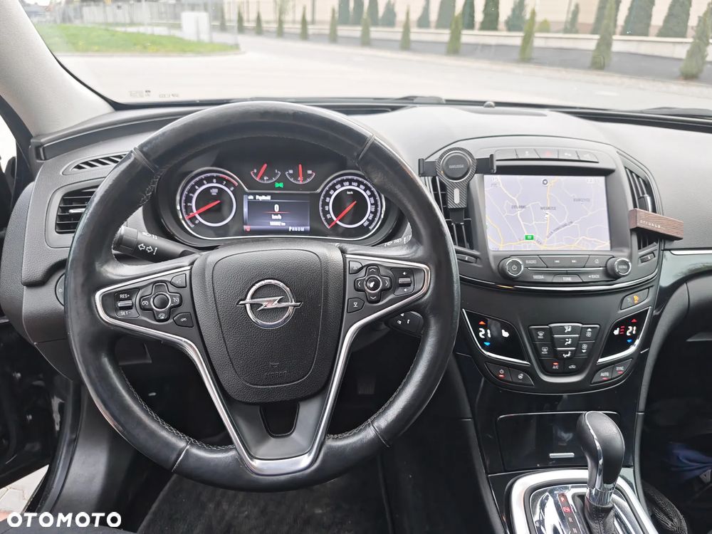 Opel Insignia 1.6 SIDI Turbo Touer Innovation - 22