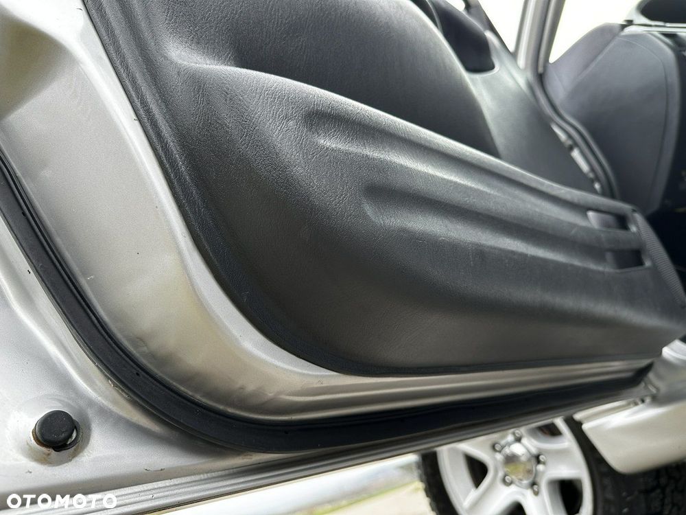 Suzuki Grand Vitara 2.0 TD Comfort Limited - 25