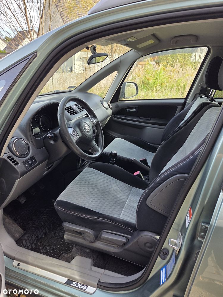 Suzuki SX4 - 6