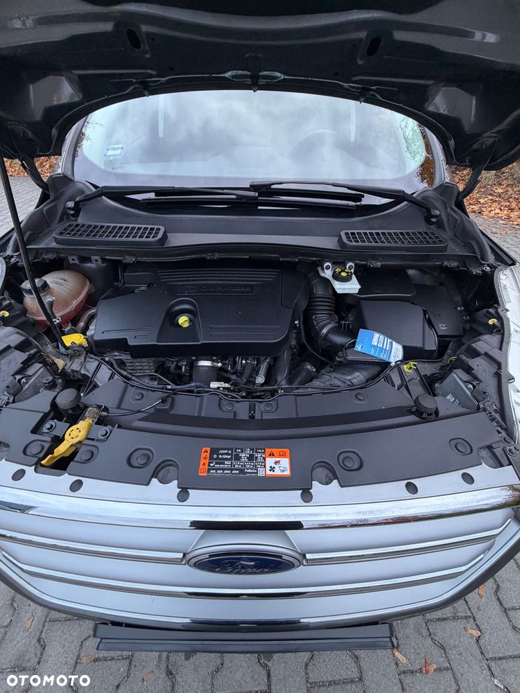 Ford Kuga - 37