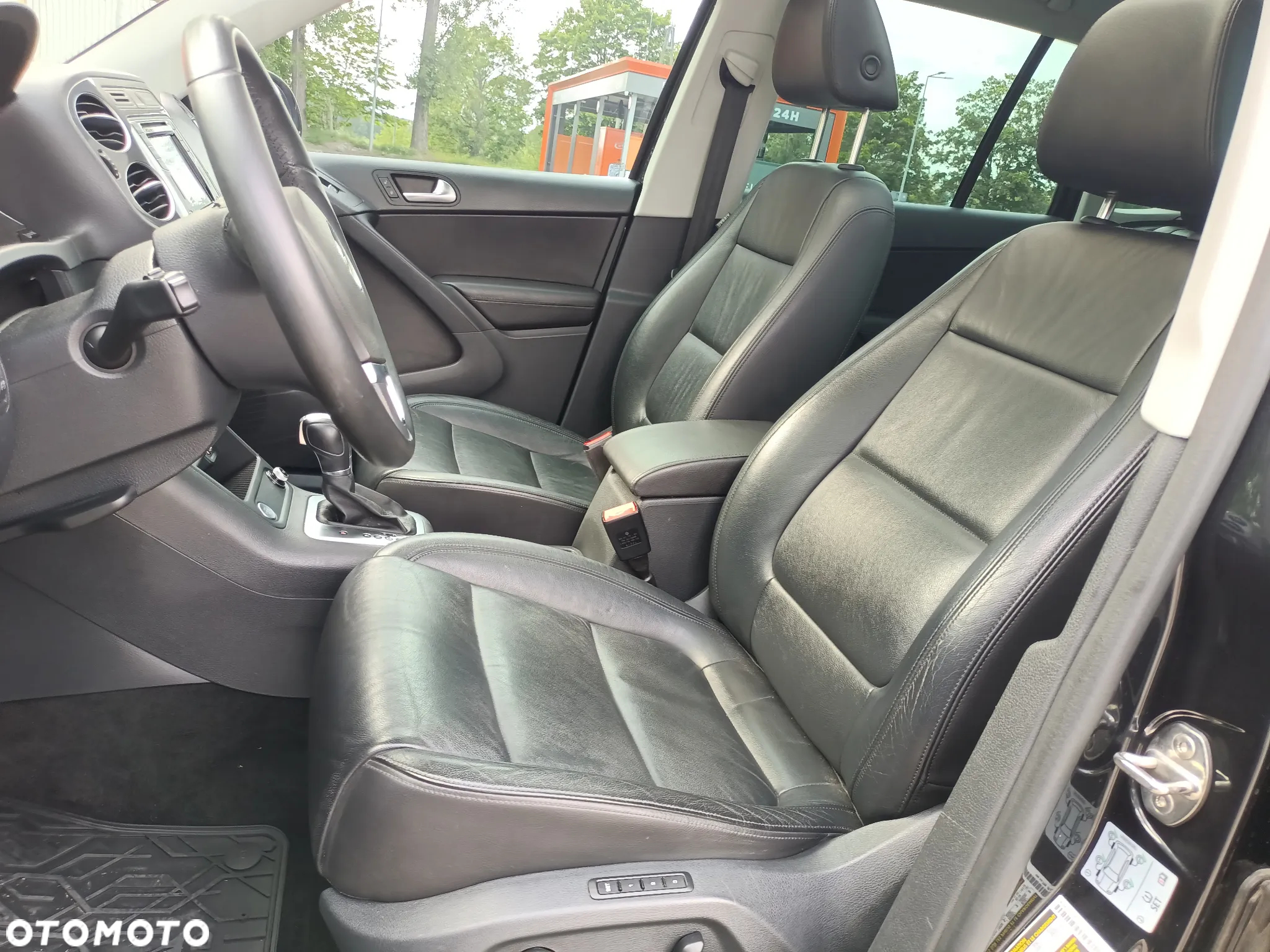 Volkswagen Tiguan - 15