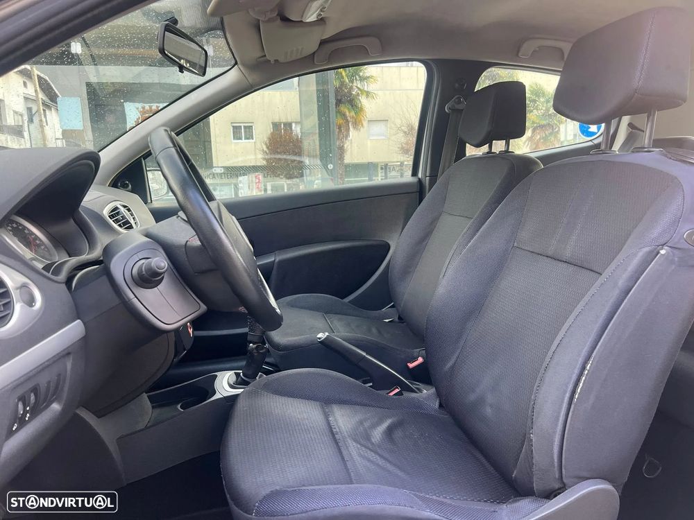 Renault Clio 1.5 dCi Dynamique - 5