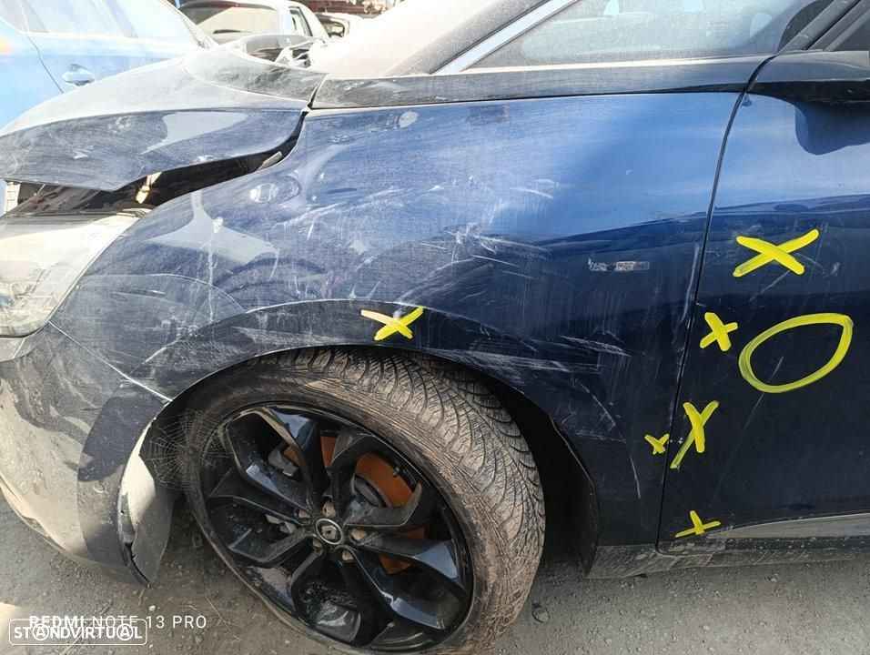 GUARDA-LAMAS FRENTE ESQUERDO RENAULT SCENIC IV - 1