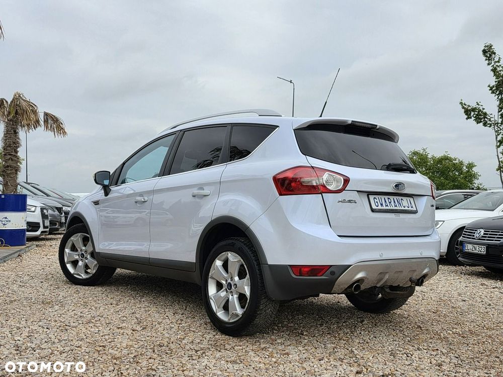 Ford Kuga 2.0 TDCi 4x4 Titanium - 14