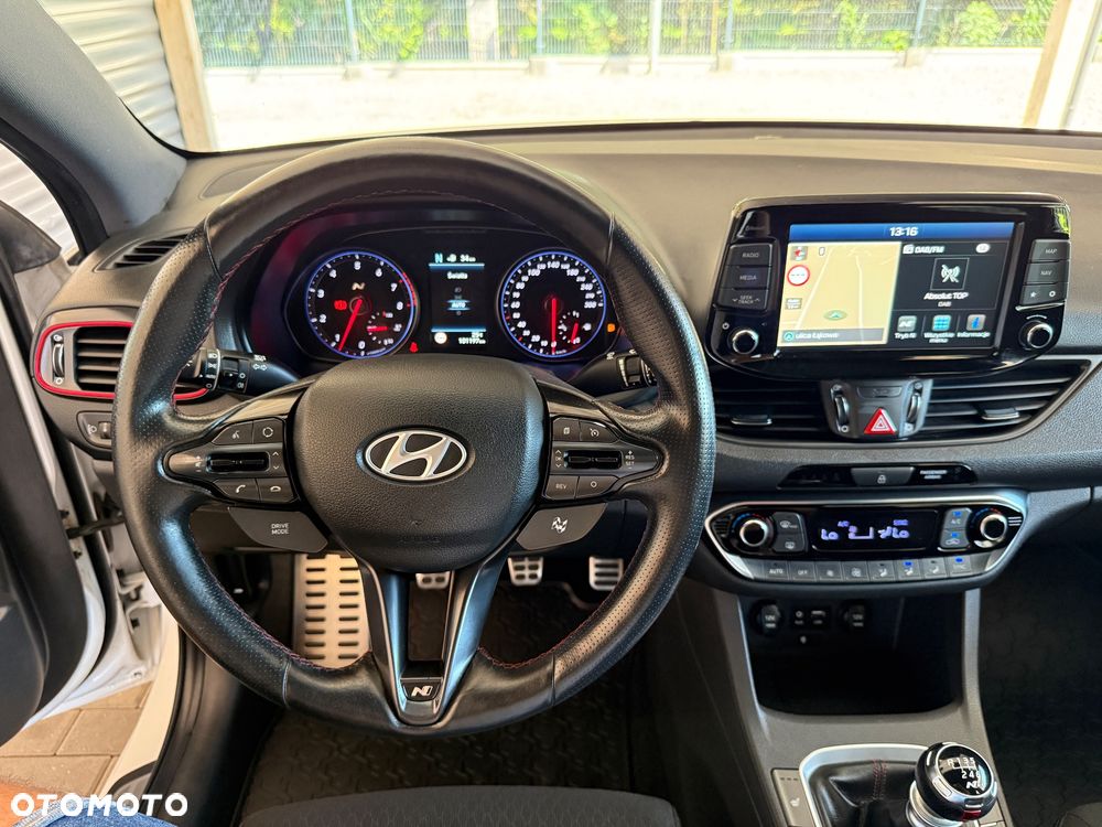 Hyundai i30 N 2.0 T-GDI Performance - 27