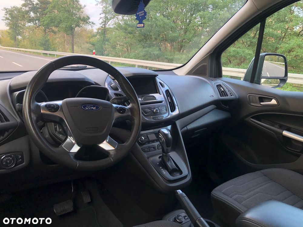 Ford Transit Connect - 13