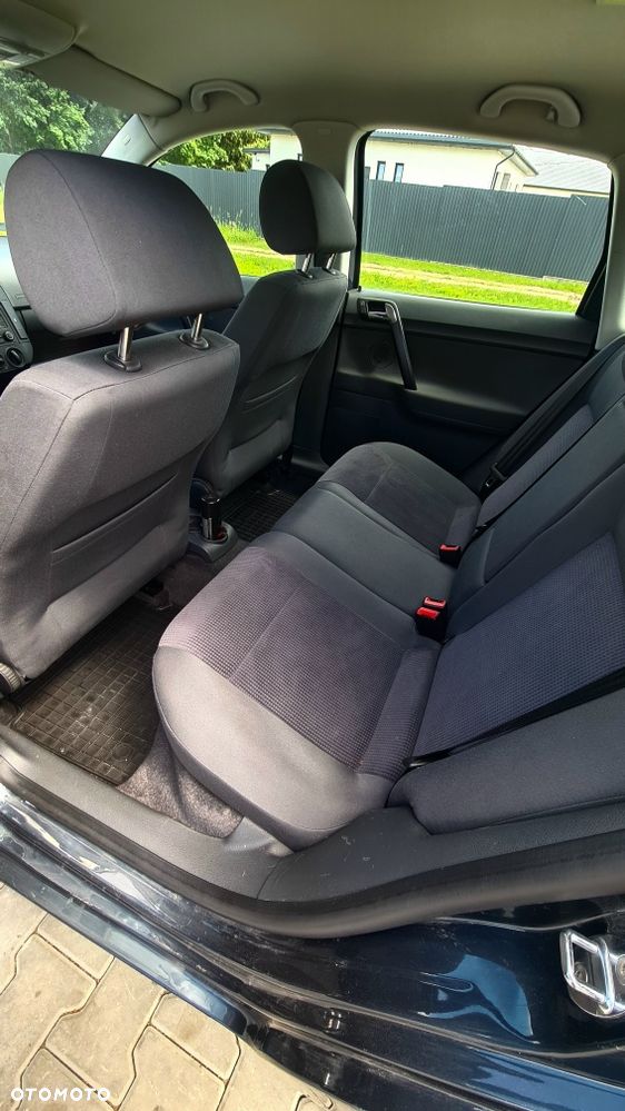 Volkswagen Polo - 7