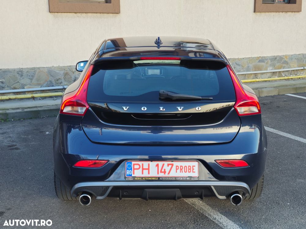 Volvo V40 D2 R Design - 5