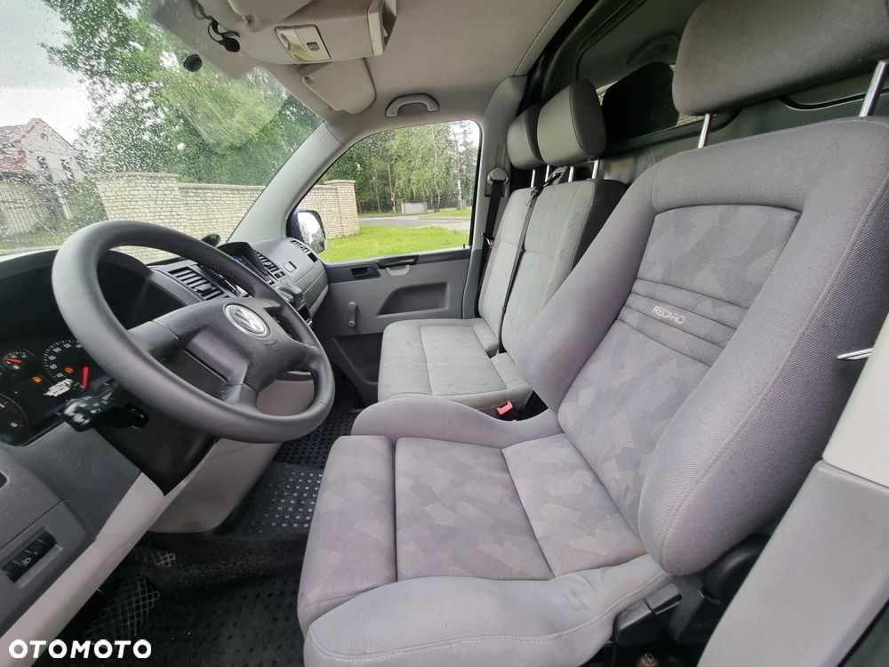 Volkswagen Transporter T5 - 14