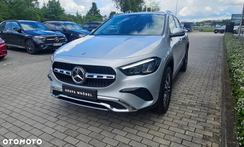 Mercedes-Benz GLA 200 d 8G-DCT - 5