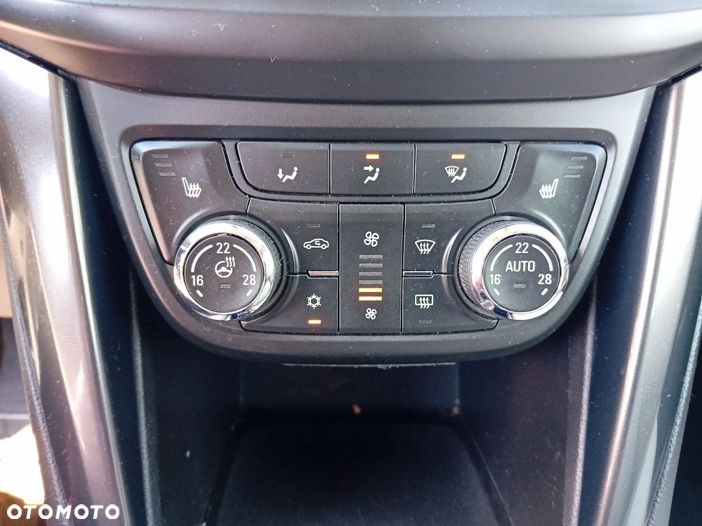 Opel Zafira - 16