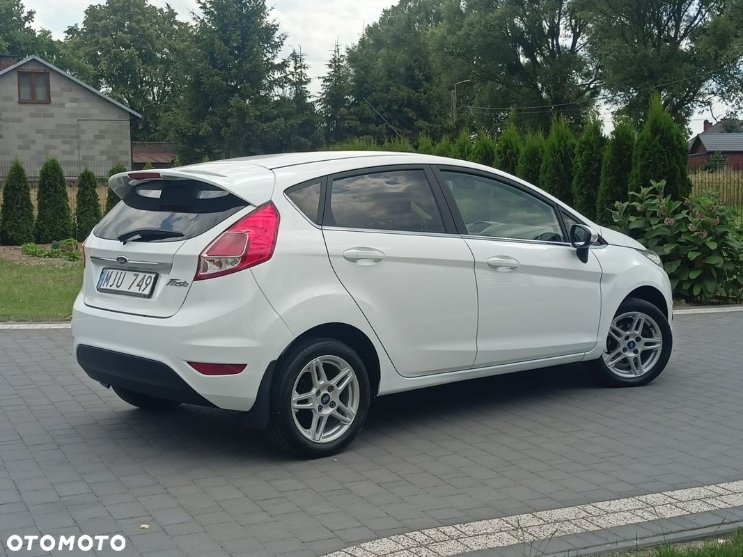 Ford Fiesta - 4