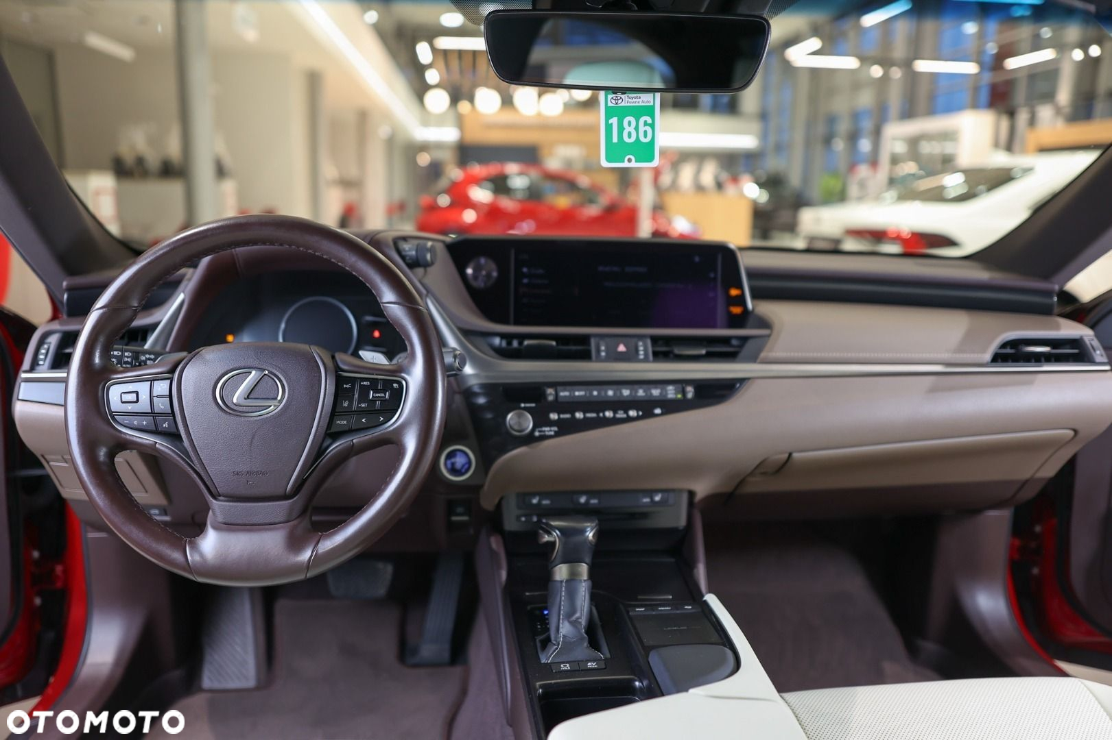 Lexus ES - 6