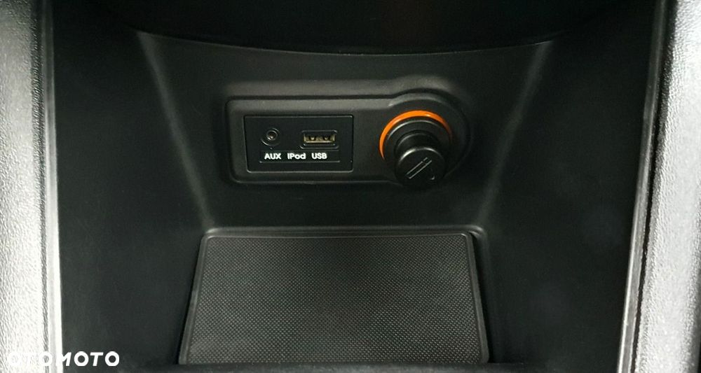 Kia Venga - 13