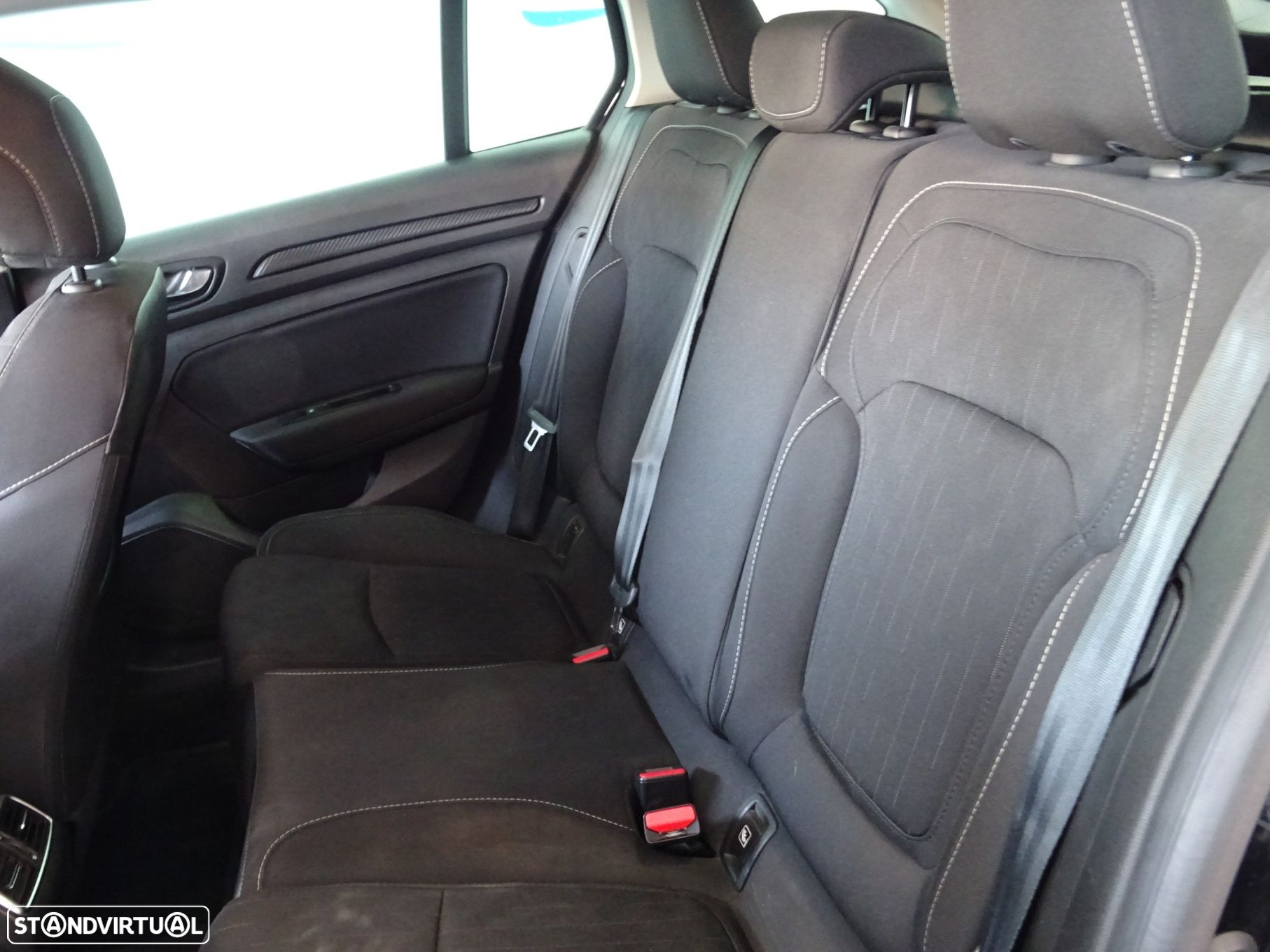 Renault Mégane Sport Tourer 1.5 Blue dCi Limited - 6