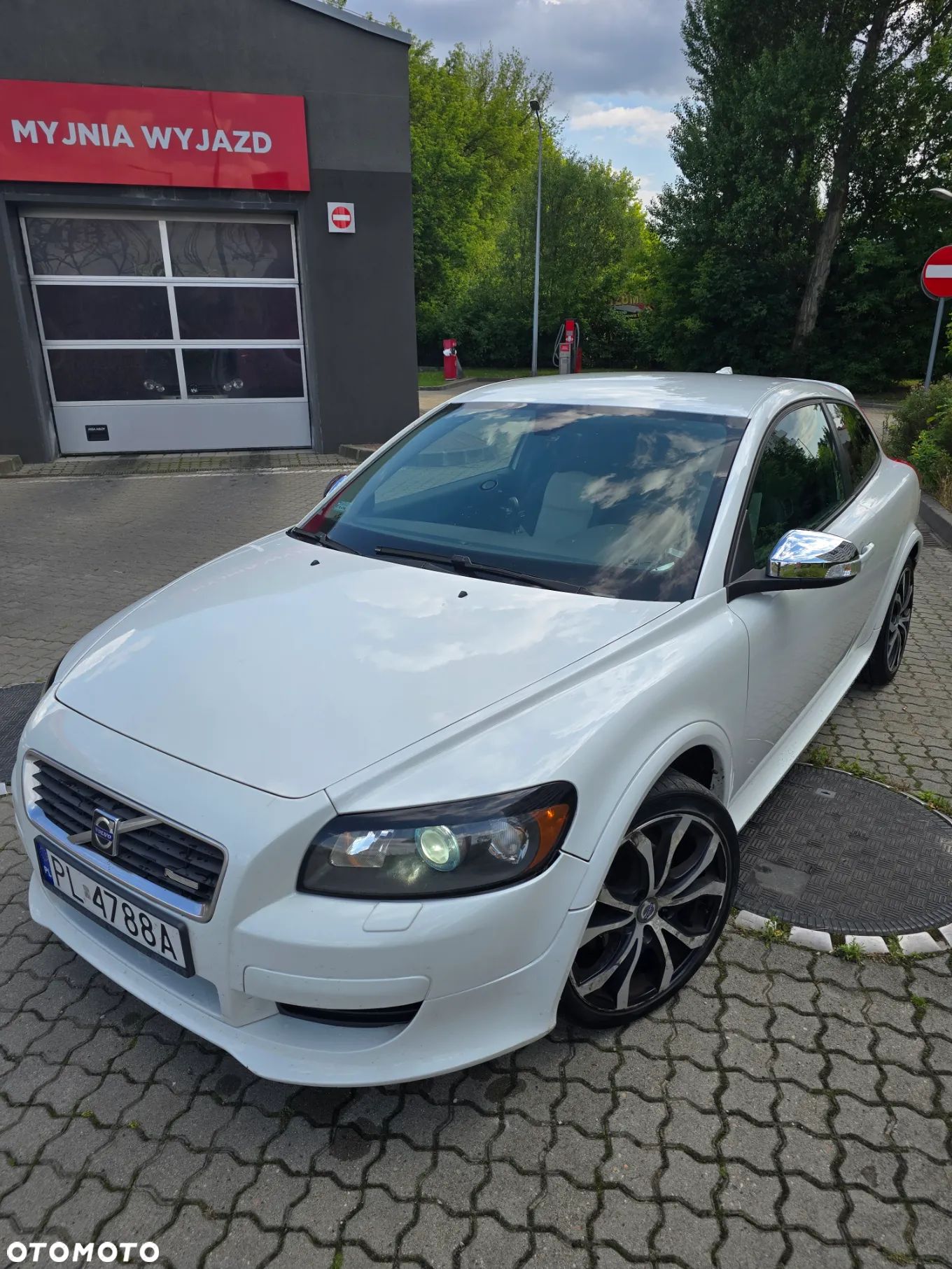 Volvo C30 2.0D R-Design - 1
