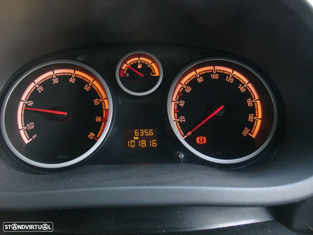 Opel Corsa 1.2 Enjoy - 11