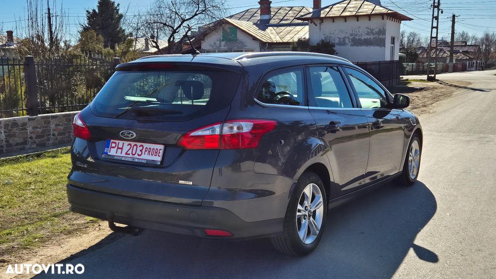 Ford Focus 1.6 TDCI DPF Titanium - 4