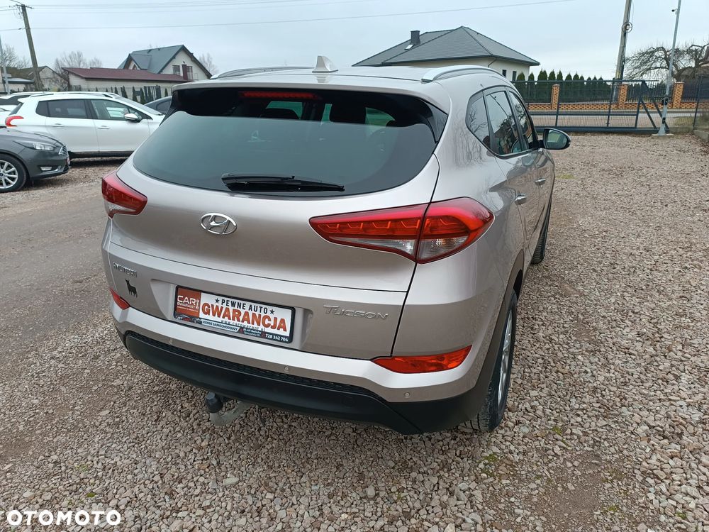 Hyundai Tucson blue 1.7 CRDi 2WD Passion - 17
