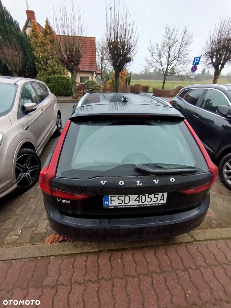 Volvo V90 D3 Momentum Pro - 12