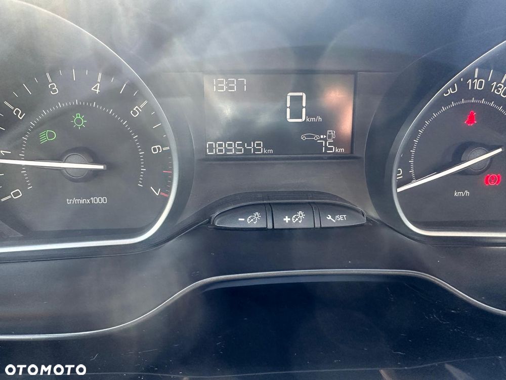 Peugeot 208 PureTech 68 Access - 7