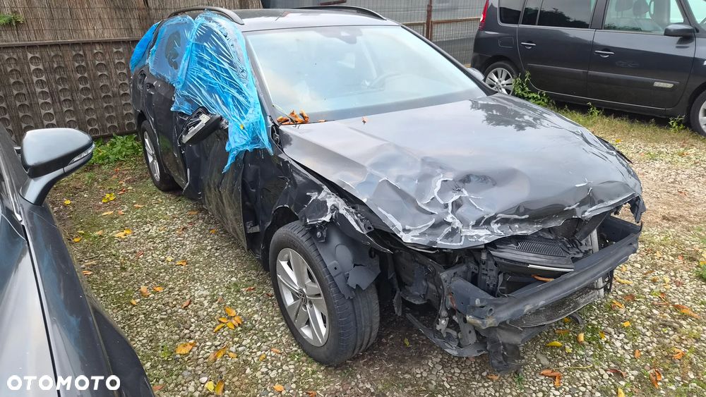 Volkswagen Golf Variant 2.0 TDI Life Plus - 3