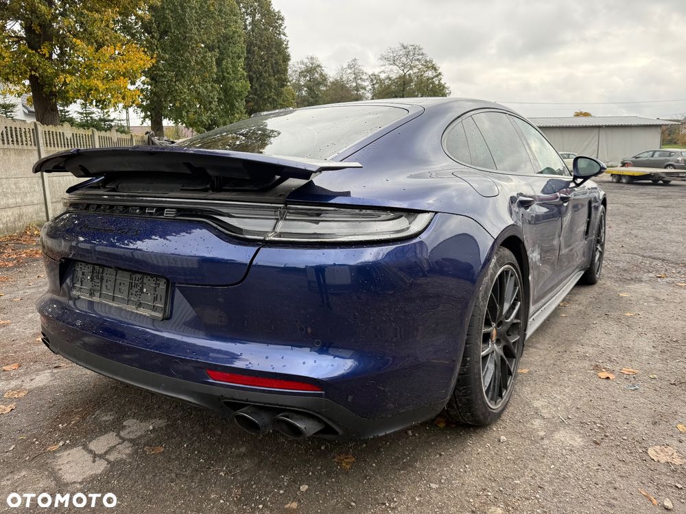 Porsche Panamera GTS - 13