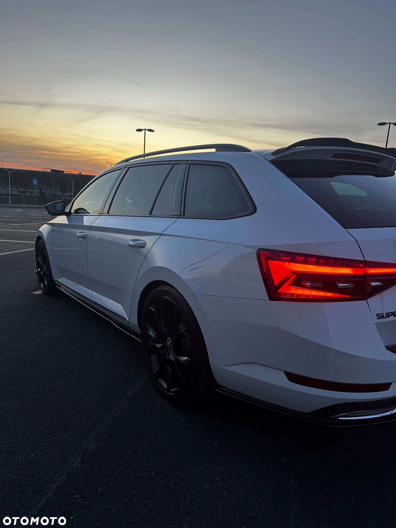 Skoda Superb 2.0 TSI Sportline DSG - 2