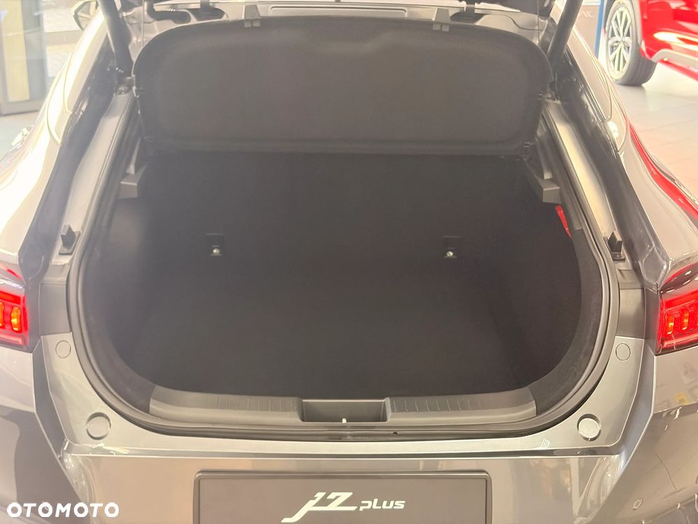JAC J7 Plus CVT - 24