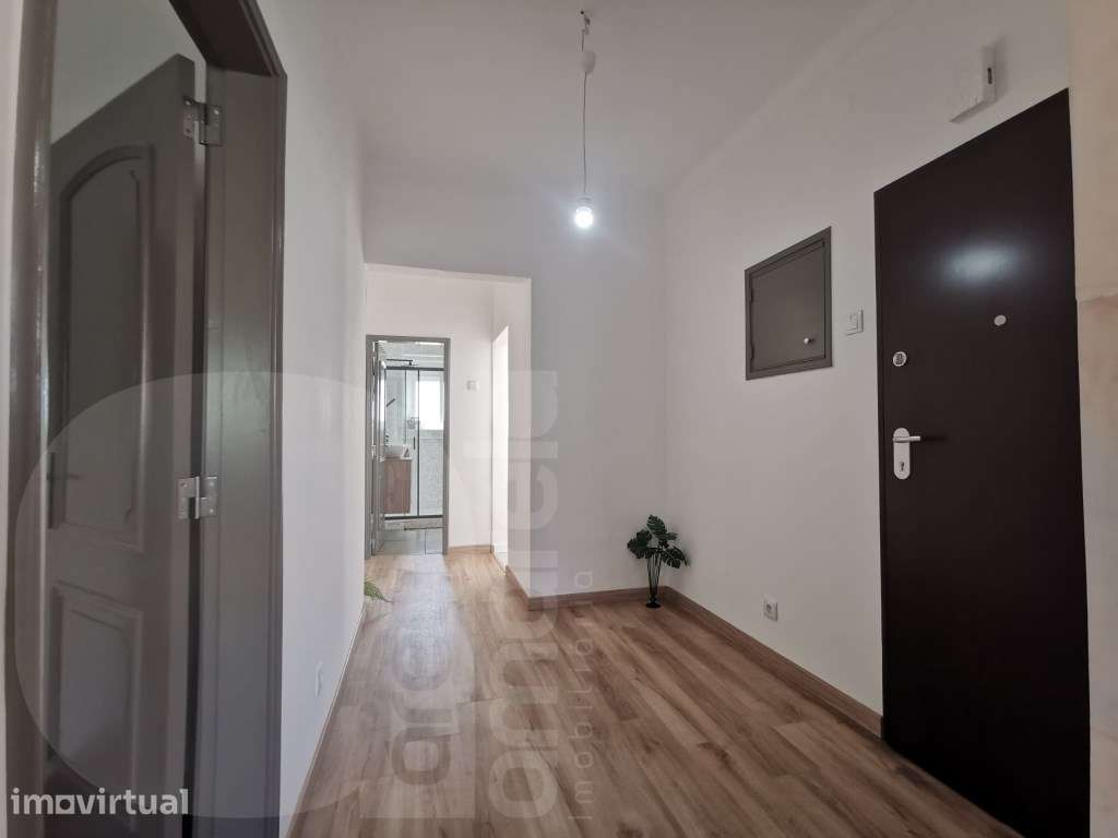 Apartamento T2 Torre da Marinha, Seixal - Grande imagem: 2/6