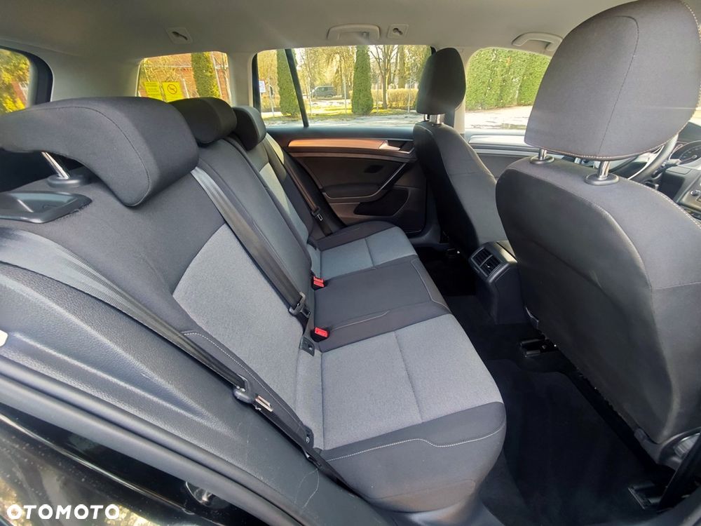 Volkswagen Golf 1.6 TDI BlueMotion Technology Comfortline - 30