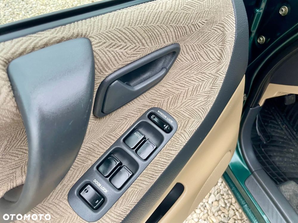 Suzuki Liana Kombi 1.3 Club - 27