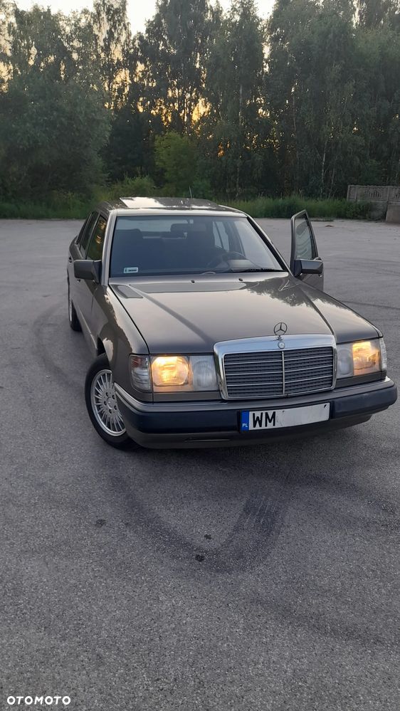 Mercedes-Benz W124 (1984-1993) - 2