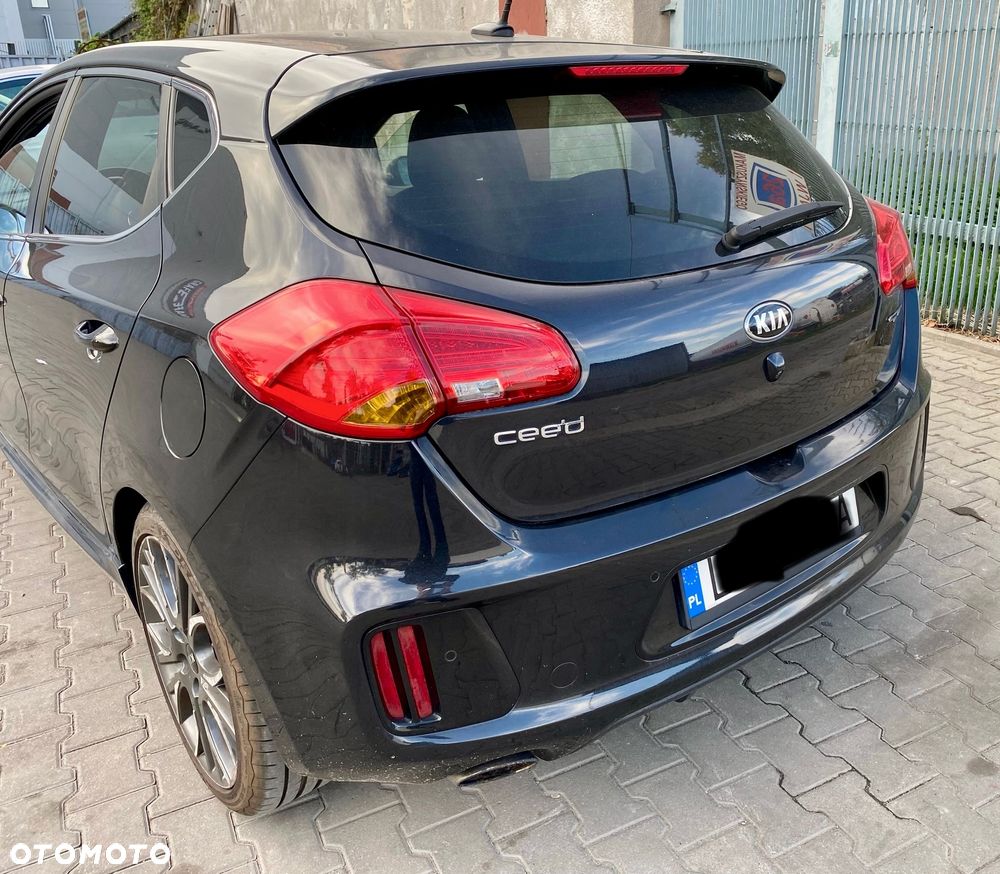 Kia Ceed - 7