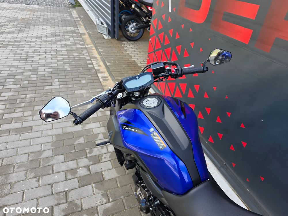 Yamaha MT - 17