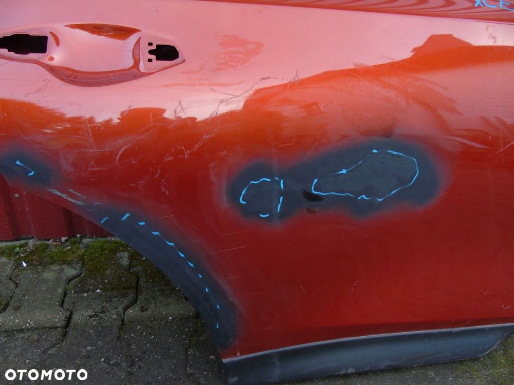 Kia Xceed drzwi prawe 77004j7800 - 2