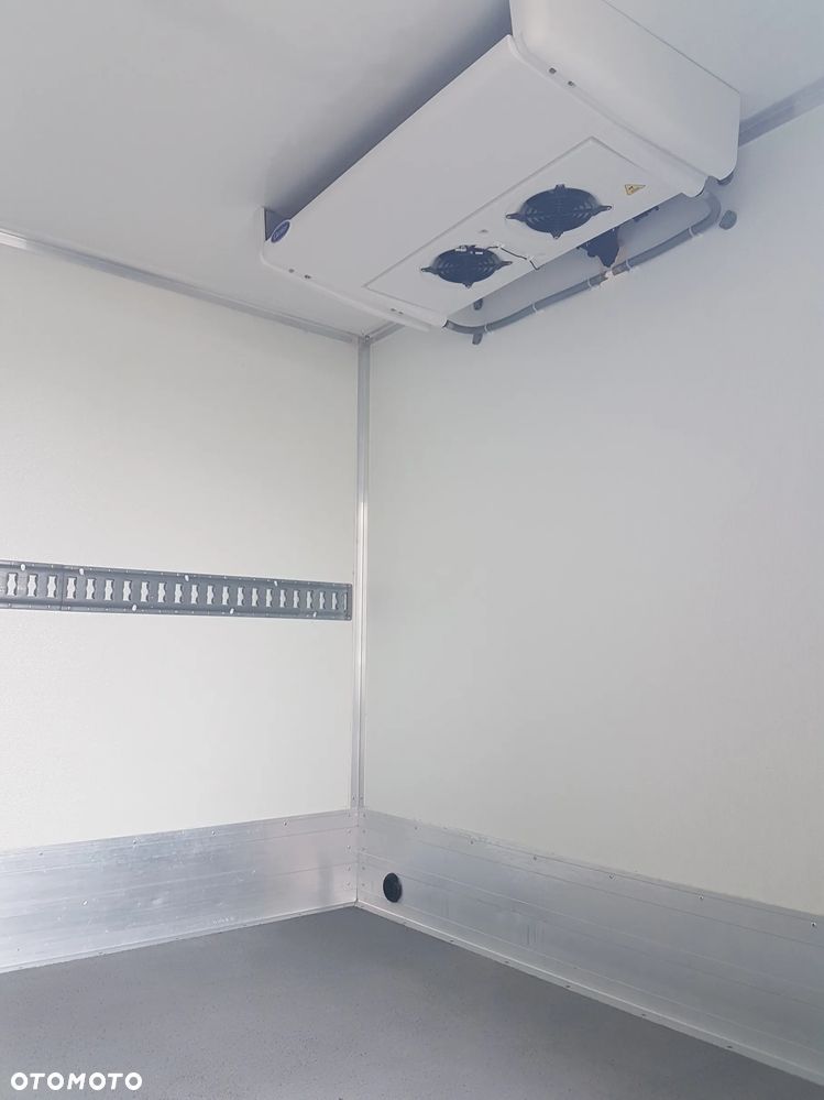 Renault MASTER CHŁODNIA AGREGAT CARRIER XARIOS 350 FUNKCJA GRZANIA IZOTERMA 4,02x2,11x1,98 ZASILANIE Z SILNIKA + ELEKTRYCZNE KLIMA - 19