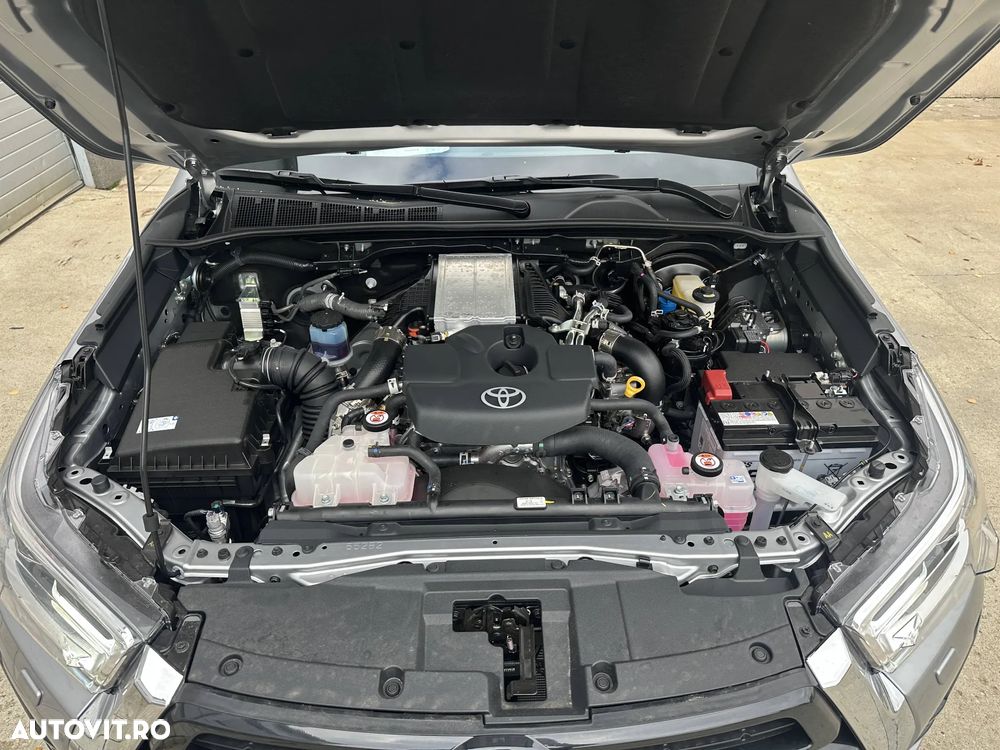 Toyota Hilux 4x4 Double Cab MHEV Autm. Executive - 22