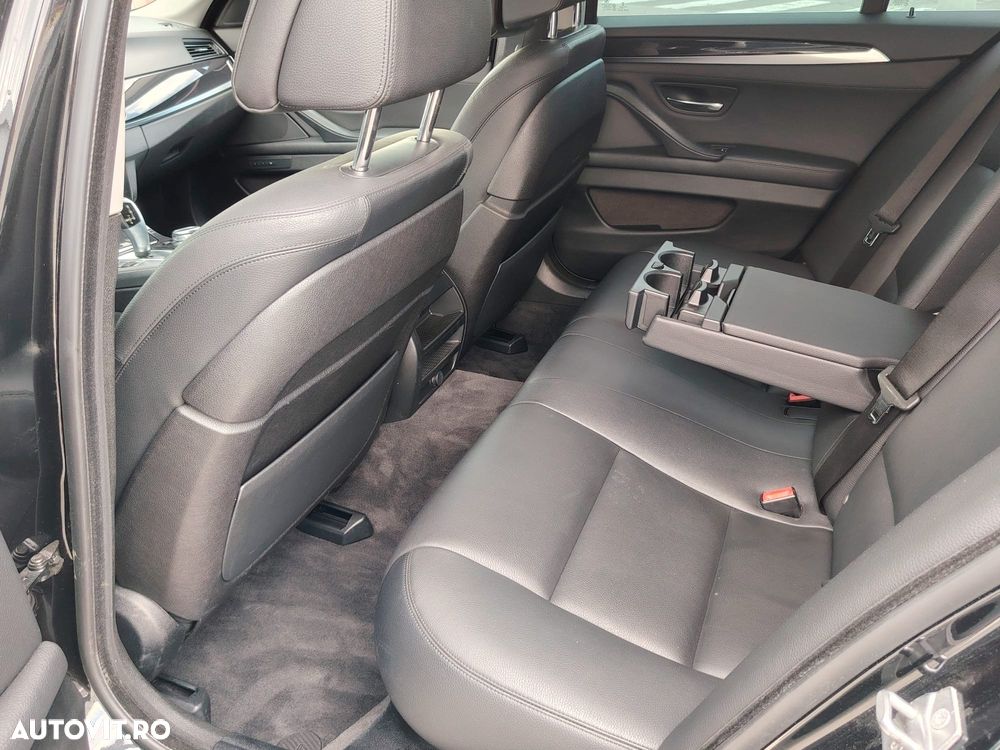 BMW Seria 5 520d Aut. - 15